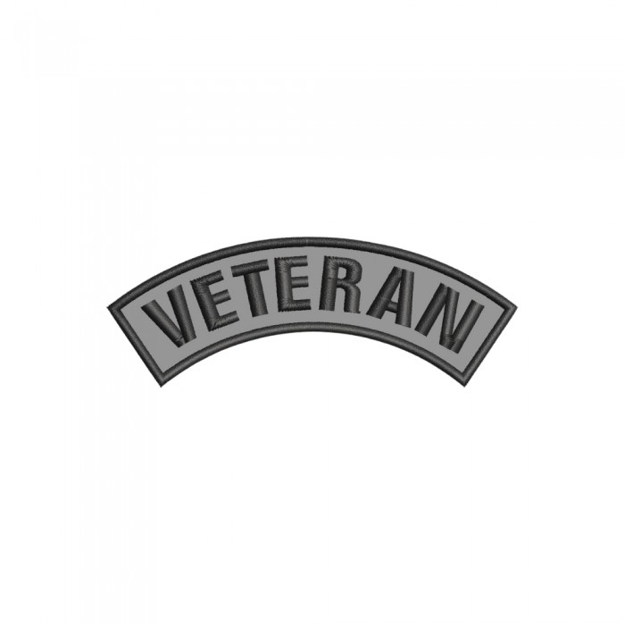 Ecuson semirotund Veteran brodat pentru uniformă militară, fond galben cu text maro și bordură închisă