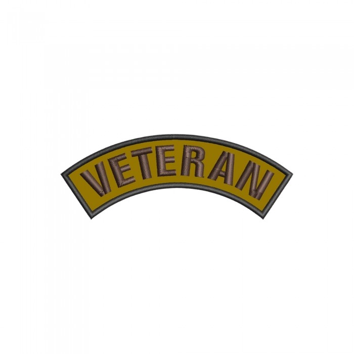 Ecuson semirotund Veteran brodat pentru uniformă militară, fond galben cu text maro și bordură închisă