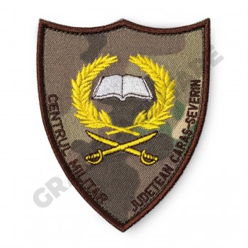 Emblema Centrul Militar Judetean combat